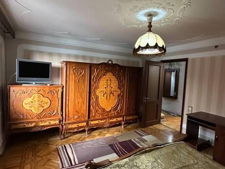 3-room old-build apartment for rent in Şah İsmayıl Xətai, 75 m², 850 AZN/mo, photo 3 / 12