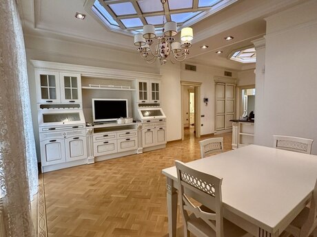 Elan №6556163 - Bakı, İçəri Şəhər m., 8 otaqlı, 500 m², 5/12 mərtəbə