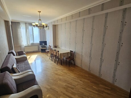 4-room new-build apartment for rent in 20 Yanvar, 110 m², 800 AZN/mo, photo 4 / 12