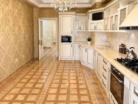 28 Mayda 4 otaqlı yeni tikili mənzil satılır, 190 m², 505 000 AZN, şəkil 5 / 7