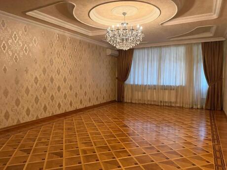 4 otaq · 190 m² · 7/16 mərtəbə, 28 May