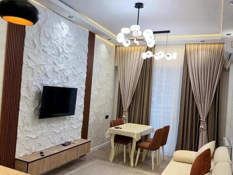 Elan №6556341 - Bakı, Avtovağzal m., 2 otaqlı, 70 m², 7/10 mərtəbə