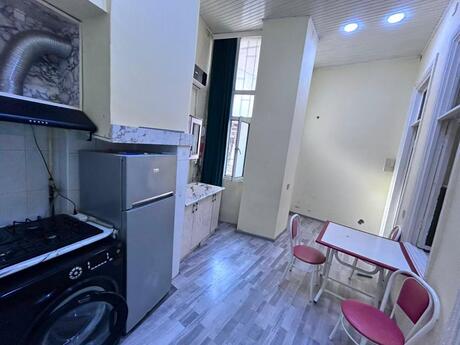 2-room old-build apartment for rent in Nizami, 60 m², 650 AZN/mo, photo 4 / 9