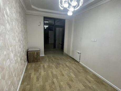 Qara Qarayevdə 2 otaqlı yeni tikili mənzil satılır, 68 m², 195 000 AZN, şəkil 2 / 5