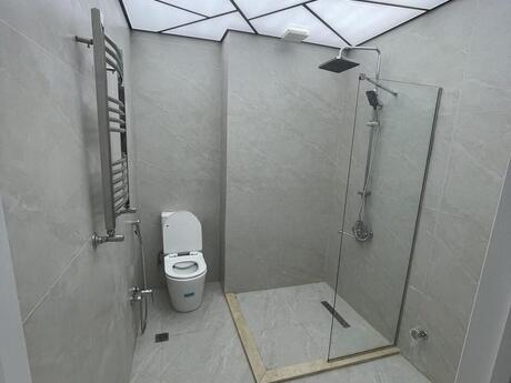 Qara Qarayevdə 2 otaqlı yeni tikili mənzil satılır, 68 m², 195 000 AZN, şəkil 4 / 5