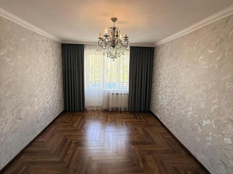 Nərimanovda 3 otaqlı köhnə tikili mənzil satılır, 70 m², 243 000 AZN, şəkil 3 / 10