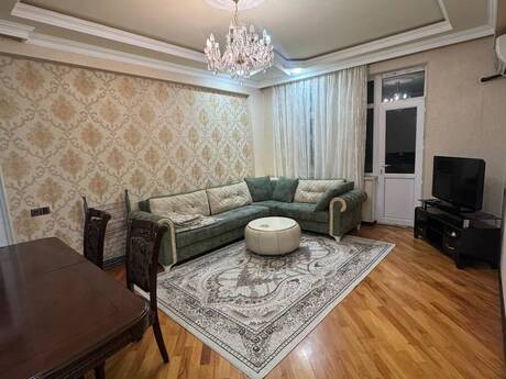 Сдаётся 3-комнатная квартира в новостройке, Nizami, 125 м², 1 100 AZN/мес, фото 3 / 12