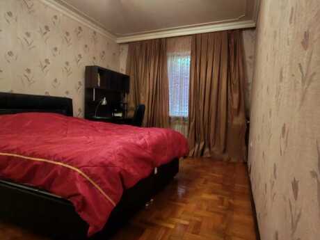 4-room old-build apartment for sale in Elmlər Akademiyası, 145 m², 327 000 AZN, photo 4 / 12