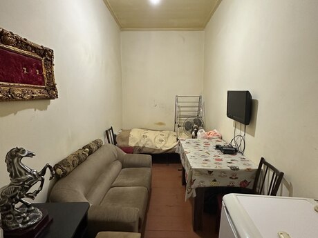 1-room old-build apartment for sale in İçəri Şəhər, 18 m², 70 000 AZN, photo 5 / 8