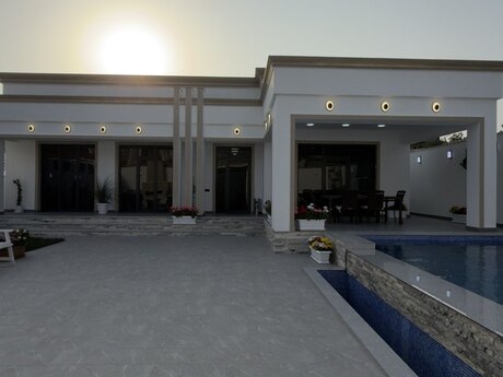 Mərdəkanda 4 otaqlı həyət evi satılır, 210 m², 450 000 AZN, şəkil 3 / 12