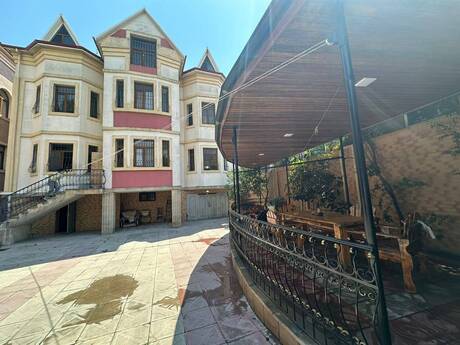 Xalqlar Dostluğunda 7 otaqlı həyət evi kirayə verilir, 600 m², 1 000 AZN/ay, şəkil 2 / 12