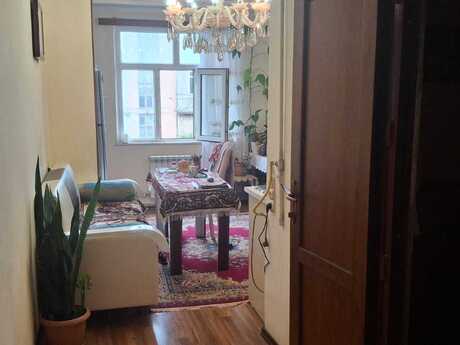 Bakıxanovda 3 otaqlı köhnə tikili mənzil satılır, 90 m², 188 000 AZN, şəkil 3 / 8
