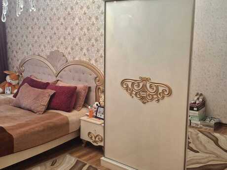 Bakıxanovda 3 otaqlı köhnə tikili mənzil satılır, 90 m², 188 000 AZN, şəkil 5 / 8