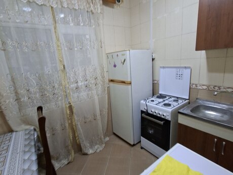 Memar Əcəmidə 2 otaqlı köhnə tikili mənzil kirayə verilir, 60 m², 550 AZN/ay, şəkil 5 / 7