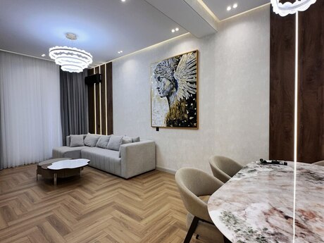 28 Mayda 2 otaqlı yeni tikili mənzil satılır, 92 m², 455 000 AZN, şəkil 2 / 11