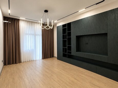 Elan №6556863 - Bakı, Gənclik m., 3 otaqlı, 140 m², 9/17 mərtəbə