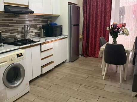 İnşaatçılarda otaq kirayə verilir, 90 m², 235 AZN/ay, şəkil 2 / 4