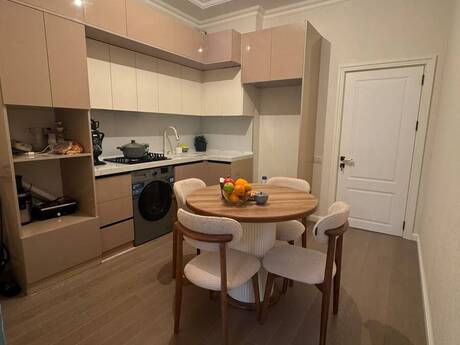 İnqilab Residence kompleksində 3 otaqlı yeni tikili mənzil kirayə verilir, 85 m², 900 AZN/ay, şəkil 2 / 8