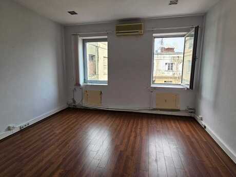 Sahildə 3 otaqlı köhnə tikili mənzil satılır, 110 m², 295 000 AZN, şəkil 5 / 10