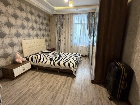 Qurtuluş 93 kompleksində 3 otaqlı yeni tikili mənzil satılır, 83 m², 100 000 AZN, şəkil 5 / 11
