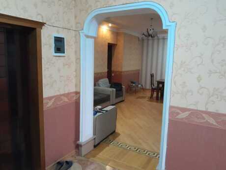 İnşaatçılarda 4 otaqlı yeni tikili mənzil kirayə verilir, 120 m², 200 AZN/ay, şəkil 2 / 4