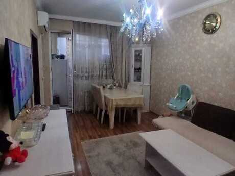 7-ci mikrorayonda 3 otaqlı köhnə tikili mənzil satılır, 50 m², 157 000 AZN, şəkil 2 / 12