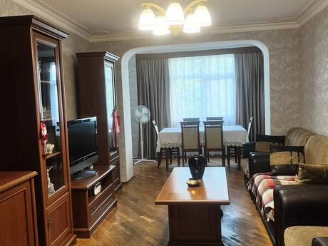 Продаётся 3-комнатная квартира в старом фонде, Gənclik, 86 м², 280 000 AZN, фото 3 / 12