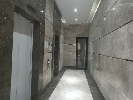 28 Mayda 3 otaqlı yeni tikili mənzil satılır, 185 m², 666 000 AZN, şəkil 3 / 11