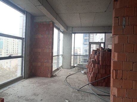 28 Mayda 3 otaqlı yeni tikili mənzil satılır, 185 m², 666 000 AZN, şəkil 4 / 11