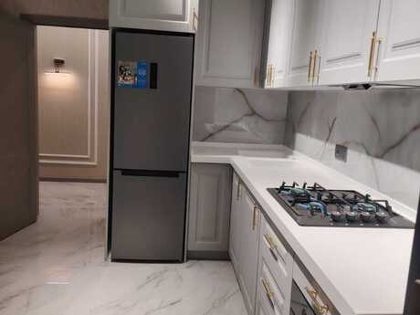 Bakıxanovda 2 otaqlı yeni tikili mənzil kirayə verilir, 90 m², 800 AZN/ay, şəkil 3 / 7