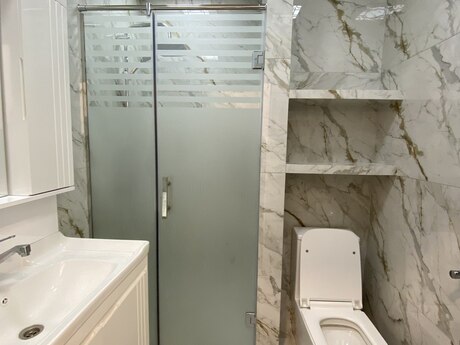 Azadlıq Prospektidə 2 otaqlı köhnə tikili mənzil kirayə verilir, 60 m², 700 AZN/ay, şəkil 3 / 10