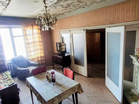 28 Mayda 3 otaqlı köhnə tikili mənzil satılır, 70 m², 200 000 AZN, şəkil 4 / 12