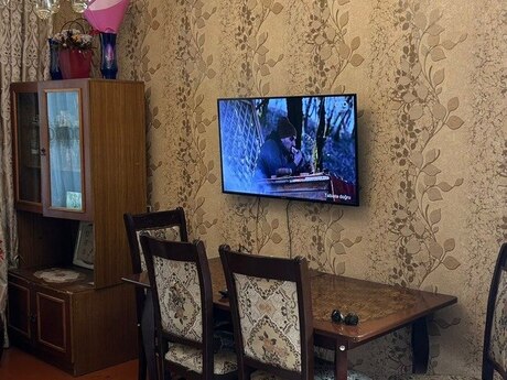 Yeni Yasamalda 1 otaqlı köhnə tikili mənzil kirayə verilir, 35 m², 399 AZN/ay, şəkil 2 / 10