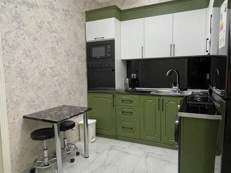 28 Mayda 2 otaqlı yeni tikili mənzil kirayə verilir, 85 m², 850 AZN/ay, şəkil 5 / 9