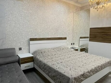 28 Mayda 2 otaqlı yeni tikili mənzil kirayə verilir, 85 m², 850 AZN/ay, şəkil 3 / 9