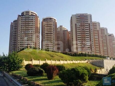 3 rooms · 125 m² · floor 8/21, Yasamal