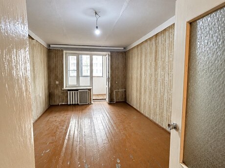 Nərimanovda 3 otaqlı köhnə tikili mənzil satılır, 72 m², 162 000 AZN, şəkil 2 / 12