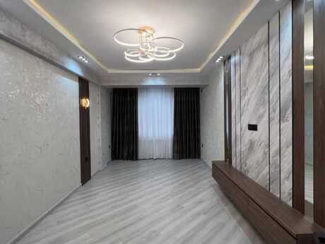Elan №6557340 - Bakı, İnşaatçılar m., 2 otaqlı, 42 m², 8/20 mərtəbə