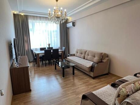 Объявление №6557343 - Баку, м. Ази Асланов, 2-комн., 85 м², 3/7 этаж