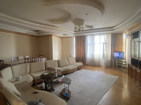 Elmlər Akademiyasında 3 otaqlı yeni tikili mənzil satılır, 167 m², 430 000 AZN, şəkil 2 / 12