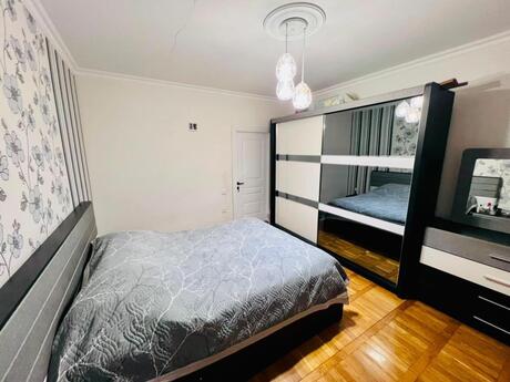 3-room old-build apartment for sale in Şah İsmayıl Xətai, 80 m², 275 000 AZN, photo 2 / 12