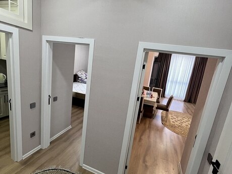 Dərnəgüldə 2 otaqlı yeni tikili mənzil kirayə verilir, 90 m², 750 AZN/ay, şəkil 4 / 10