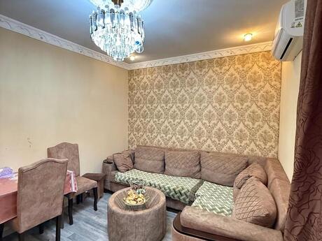 Əhmədlidə 2 otaqlı köhnə tikili mənzil satılır, 60 m², 125 000 AZN, şəkil 2 / 12