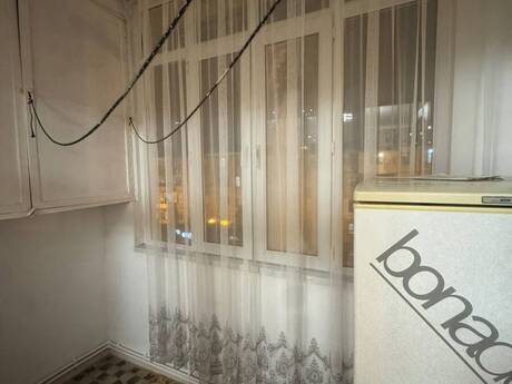 Elan №6557411 - Bakı, Memar Əcəmi m., 2 otaqlı, 55 m², 5/5 mərtəbə