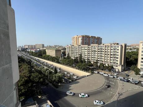 20 Yanvarda 3 otaqlı köhnə tikili mənzil satılır, 82 m², 218 000 AZN, şəkil 3 / 12