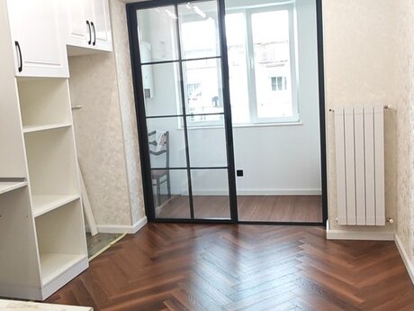8-ci kilometrdə 3 otaqlı köhnə tikili mənzil satılır, 94 m², 258 000 AZN, şəkil 4 / 11