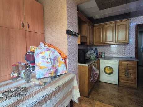 20 Yanvarda 2 otaqlı köhnə tikili mənzil satılır, 53 m², 158 000 AZN, şəkil 5 / 8