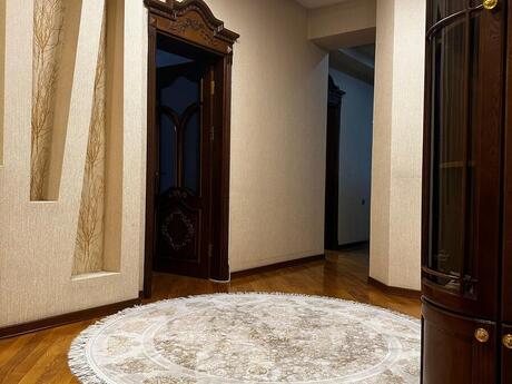3 otaq · 130 m² · 9/17 mərtəbə, 20 Yanvar