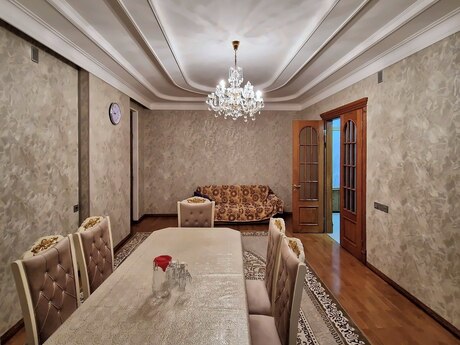 Nəriman Nərimanovda 2 otaqlı köhnə tikili mənzil kirayə verilir, 90 m², 850 AZN/ay, şəkil 3 / 10