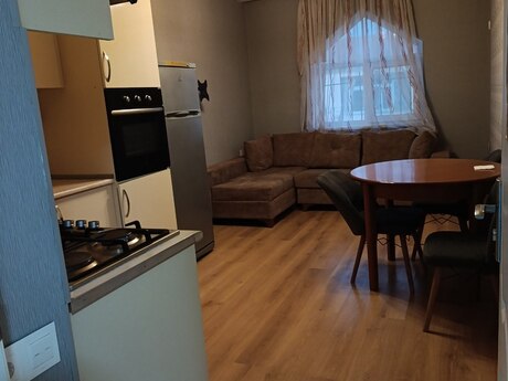 2 otaq · 54 m²